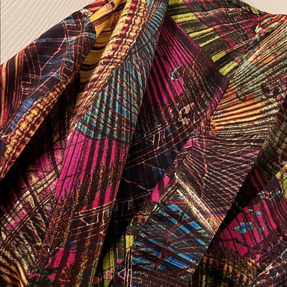Natori beautiful butterfly like pattern -Elegant Multicolor Women's Robe - Picture 6 of 9